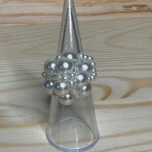 Vintage Faux Pearl Cluster Stretch Ring Elegant Costume Jewelry